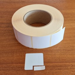 Picture of 1800 Labels 45mm x 45mm, removable, perforated, core 76mm